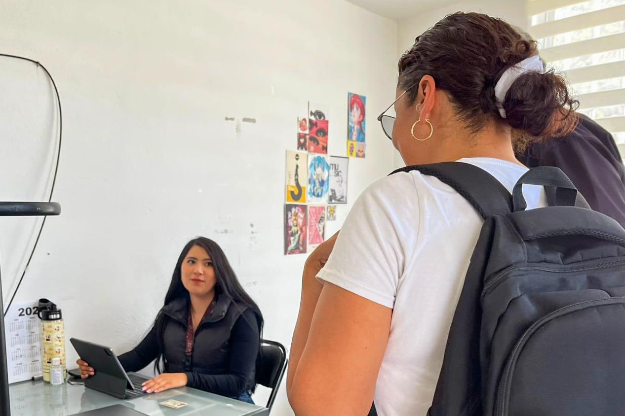 Invita gobierno municipal a huamantlecos a obtener su credencial del IMSS Bienestar